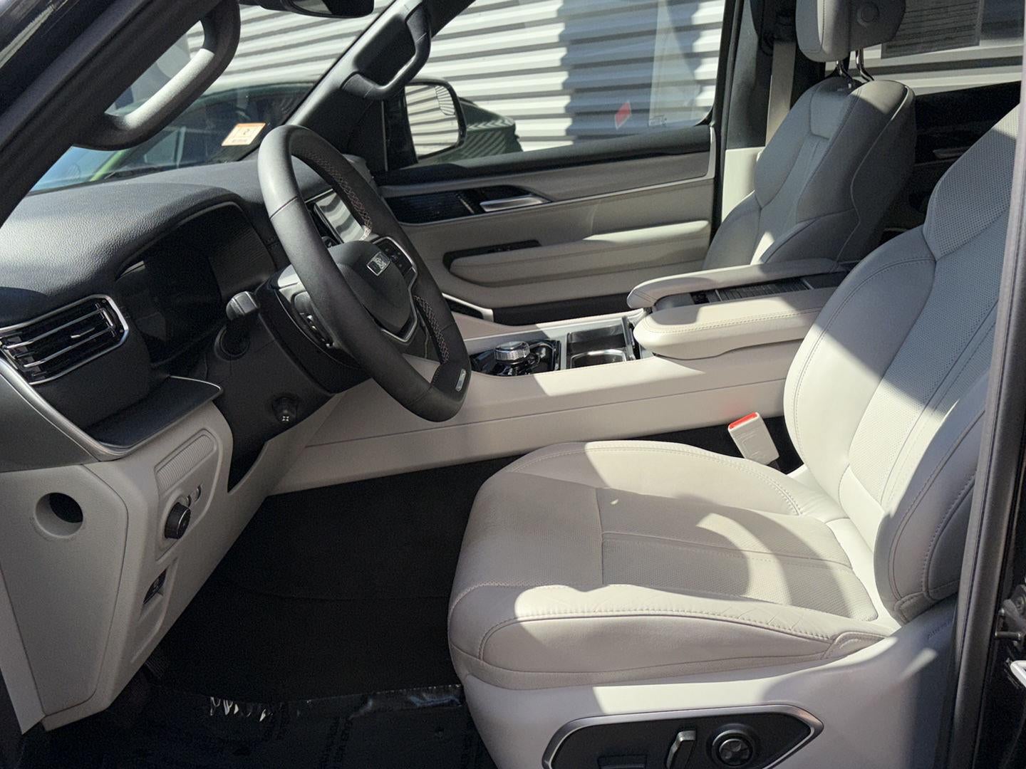 2025 Jeep Wagoneer Series II