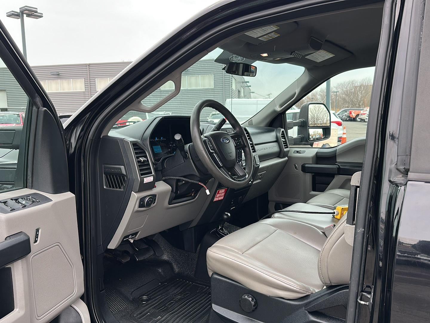 2017 Ford Super Duty F-550 DRW XL