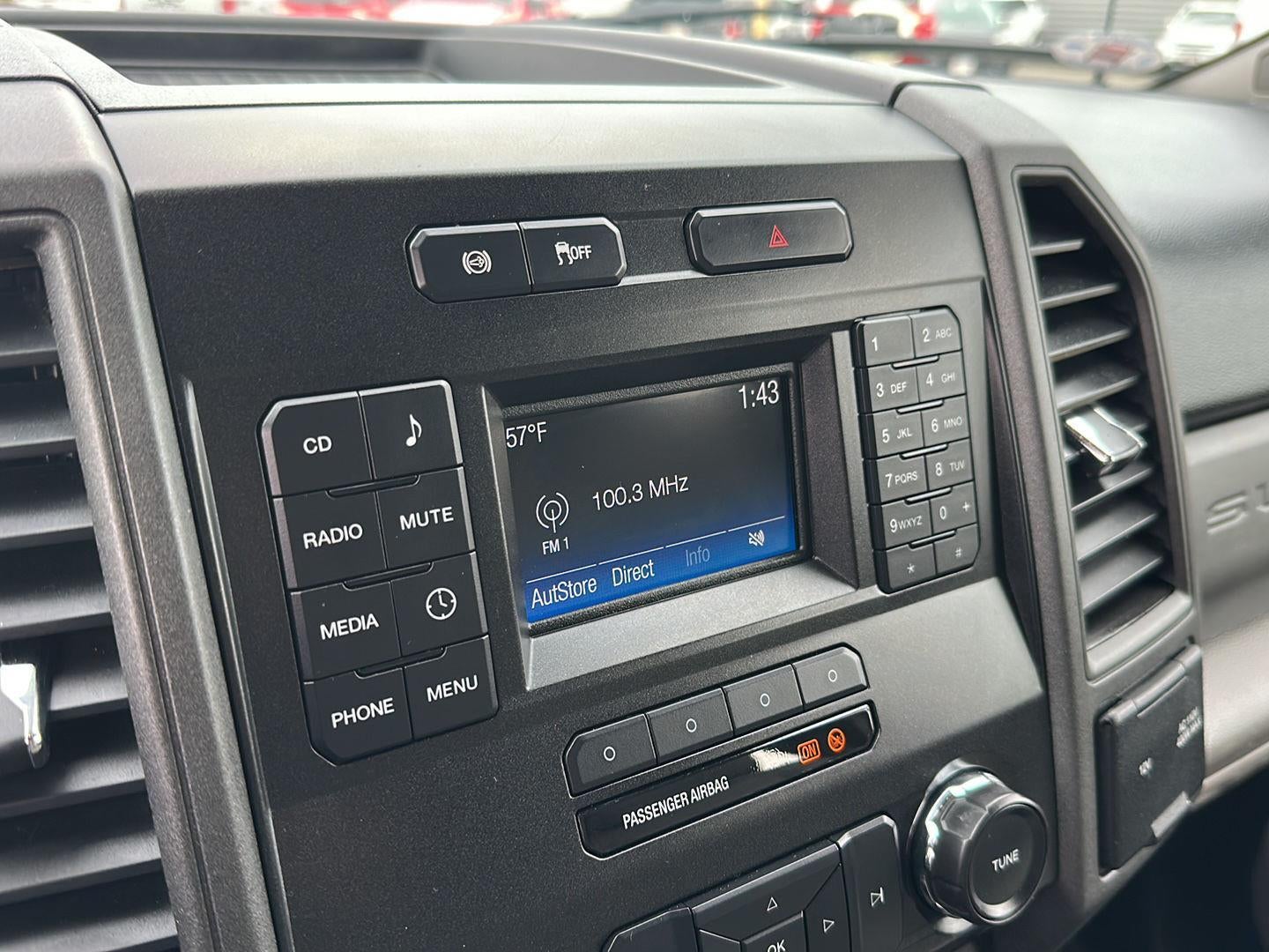 2017 Ford Super Duty F-550 DRW XL