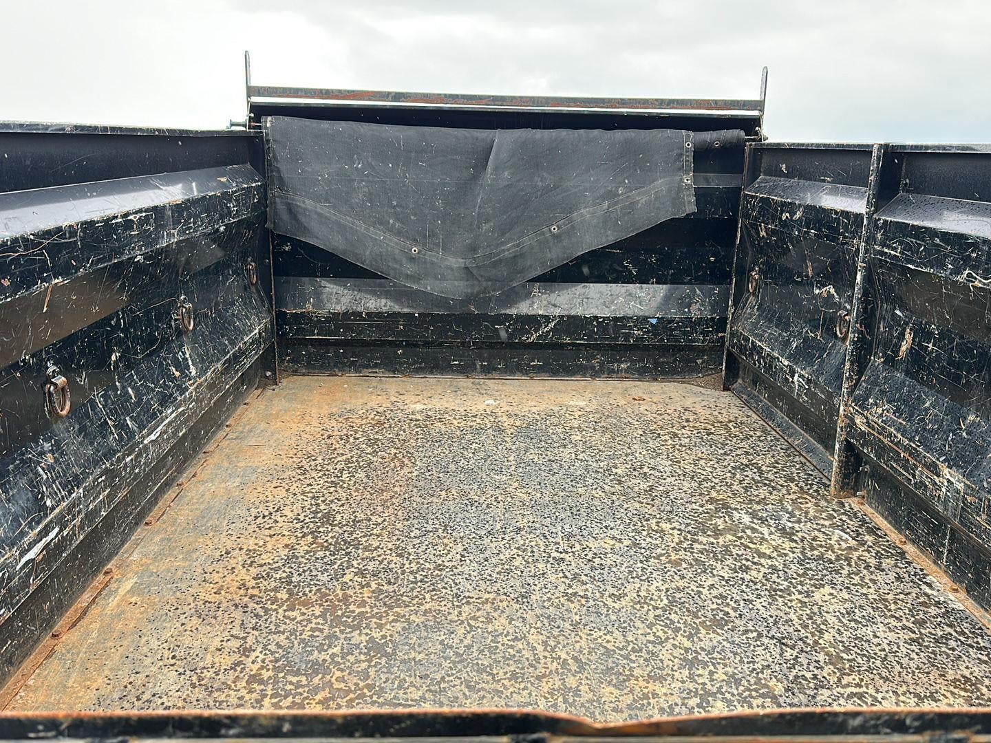 2017 Ford Super Duty F-550 DRW XL