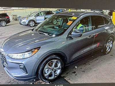 2025 Ford Escape ST-Line