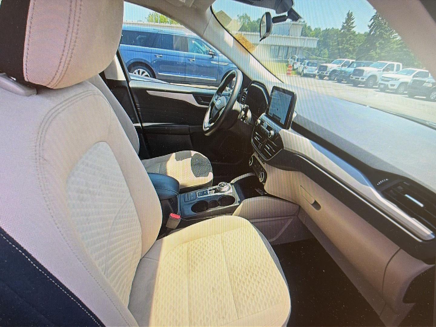 2022 Ford Escape SE