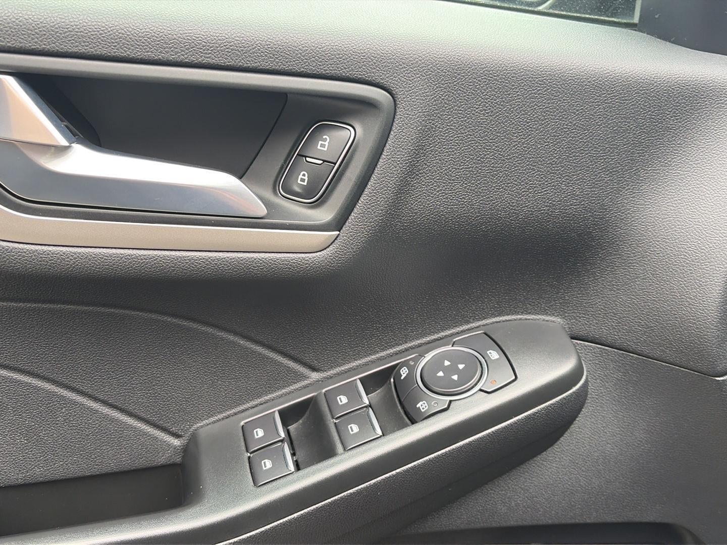 2022 Ford Escape SEL AWD