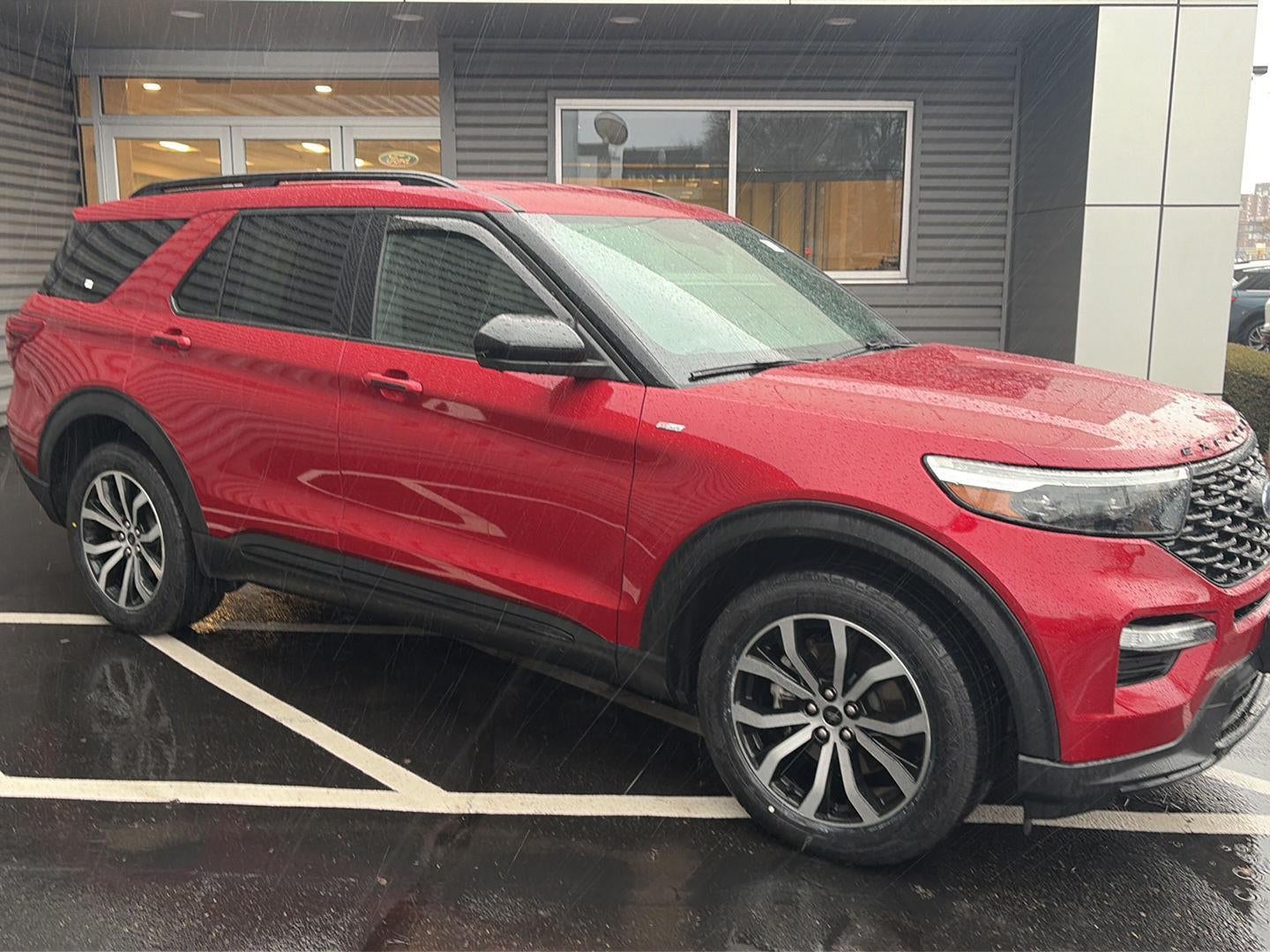 2022 Ford Explorer ST-Line