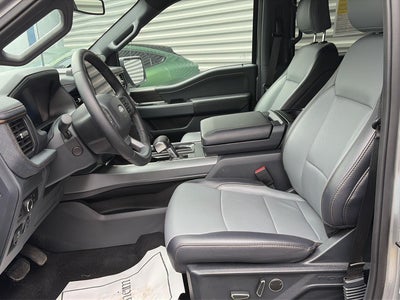 2025 Ford F-150 Lightning LARIAT