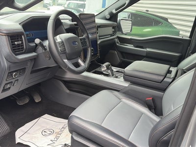 2025 Ford F-150 Lightning LARIAT