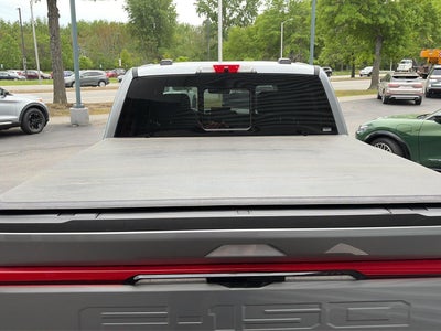2025 Ford F-150 Lightning LARIAT