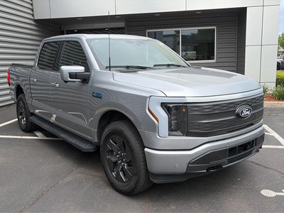 2025 Ford F-150 Lightning LARIAT