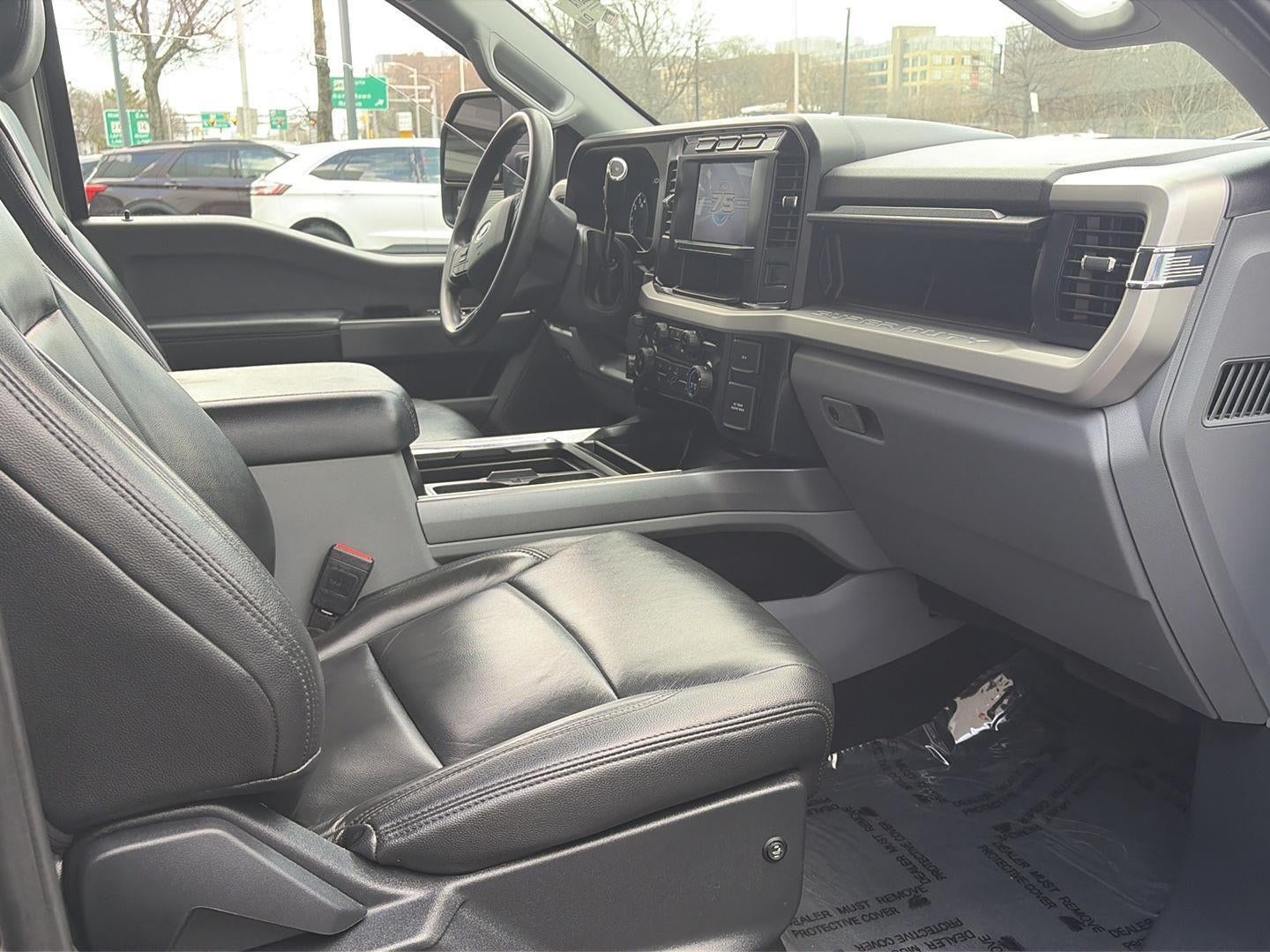 2023 Ford Super Duty F-250 SRW XLT