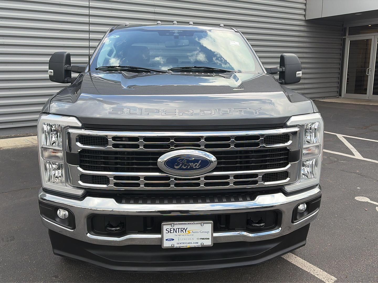 2023 Ford Super Duty F-250 SRW XLT