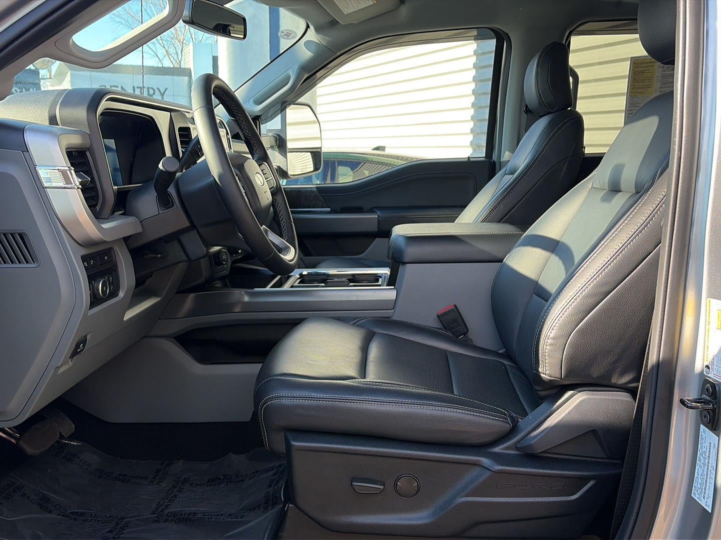 2024 Ford Super Duty F-350 SRW XLT