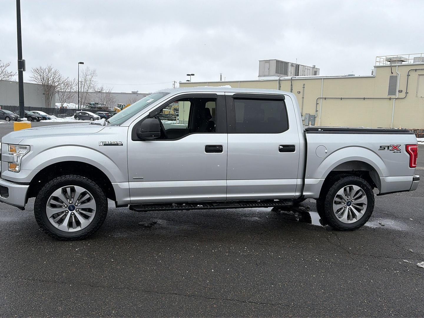 2017 Ford F-150 XL 4WD SuperCrew 5.5' Box