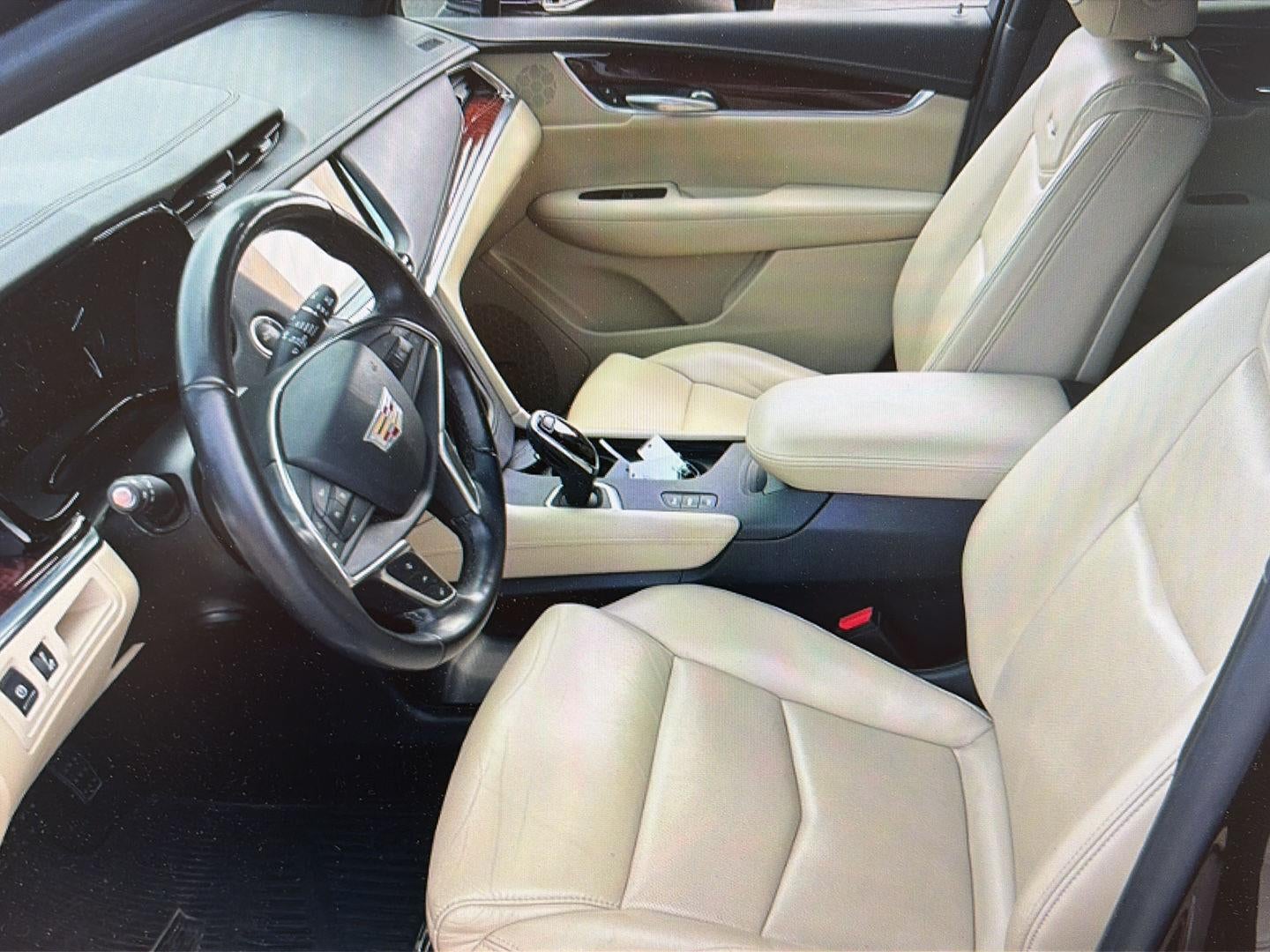 2018 Cadillac XT5 Luxury AWD