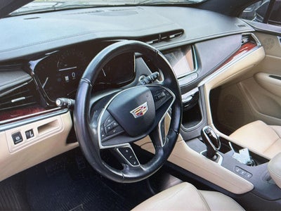 2018 Cadillac XT5 Luxury AWD
