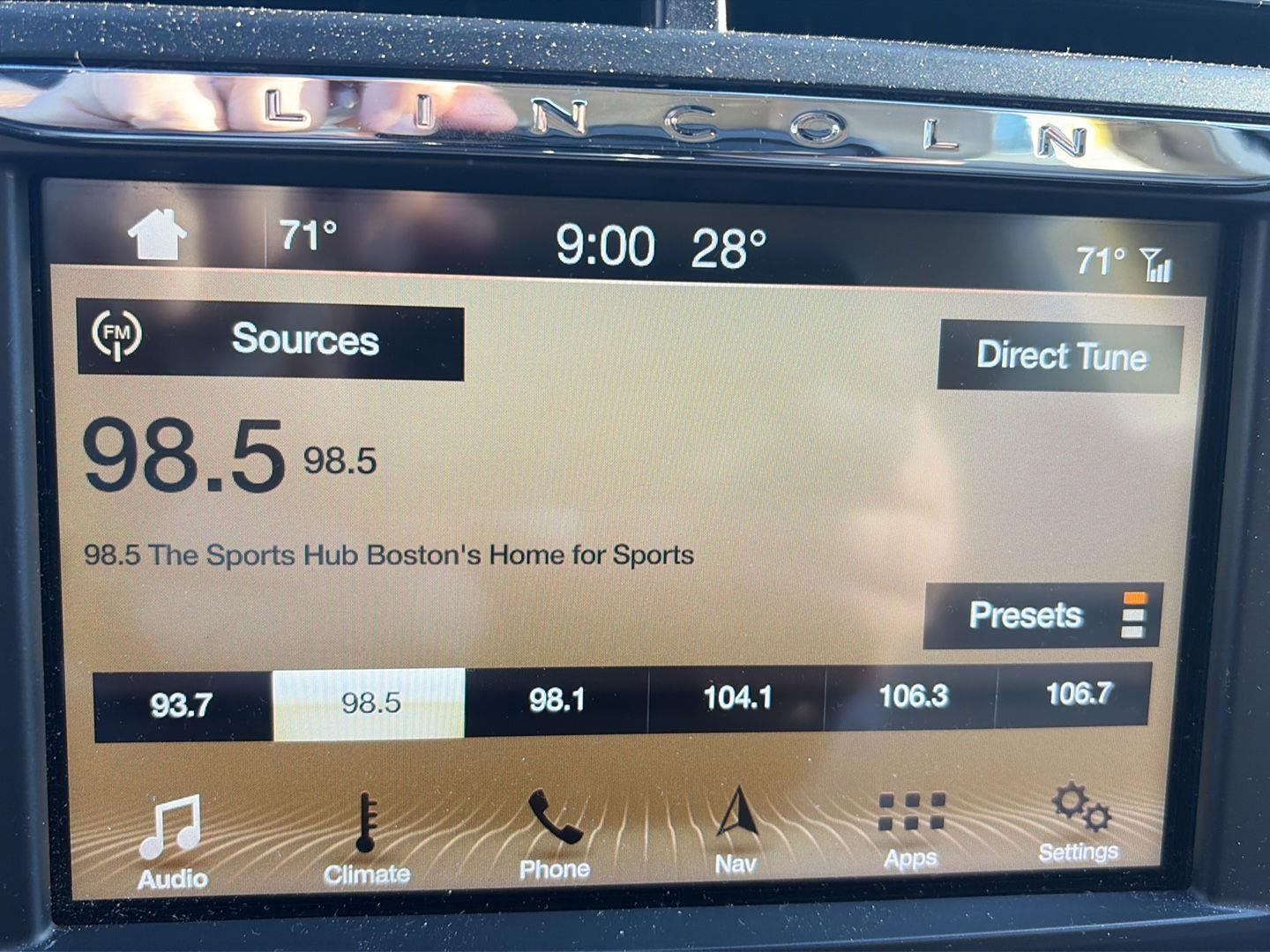 2018 Lincoln Continental Select