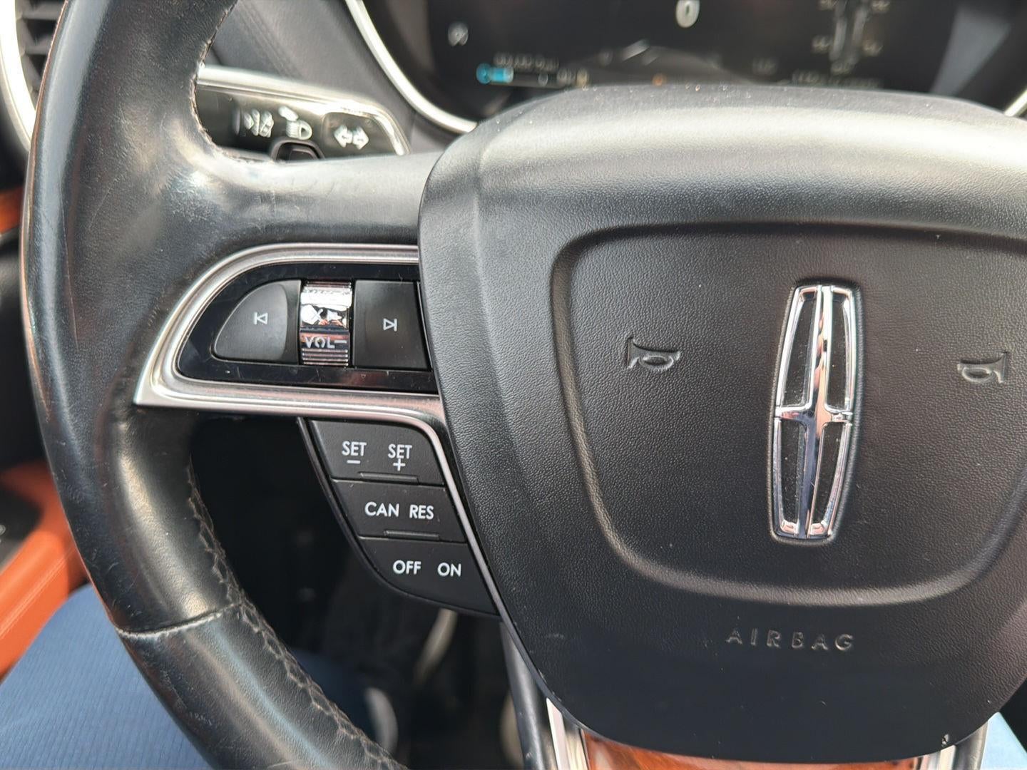 2020 Lincoln Nautilus Reserve