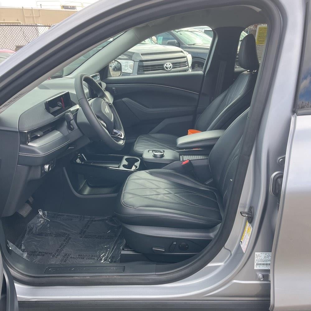 2021 Ford Mustang Mach-E Select