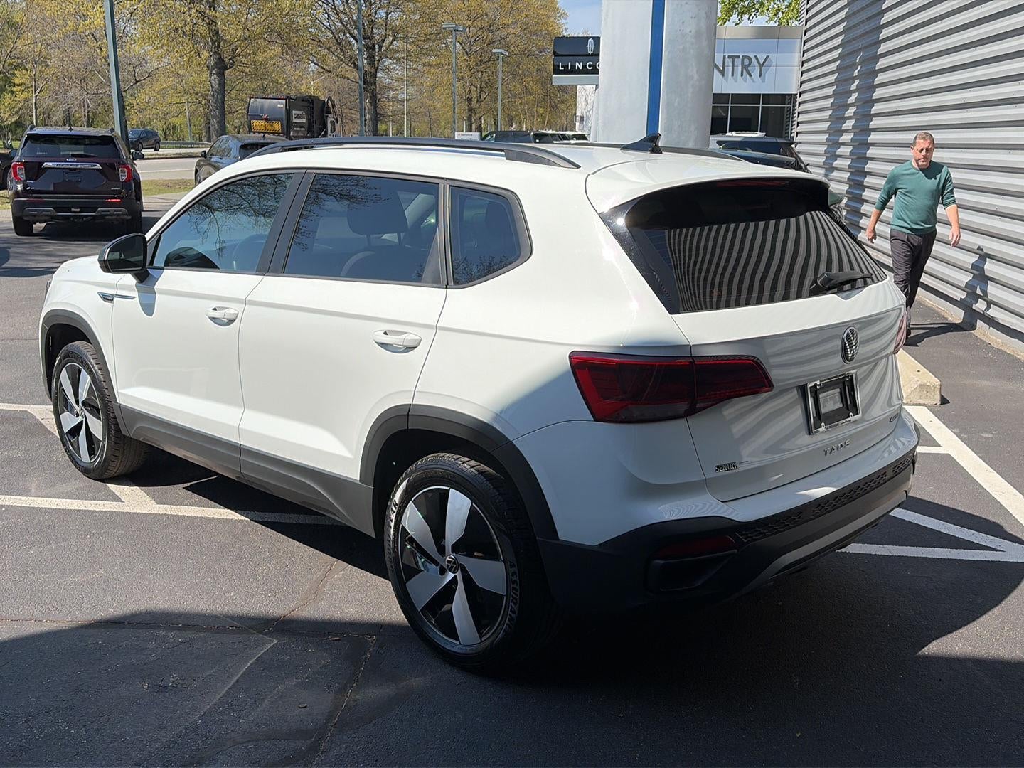 2024 Volkswagen Taos S