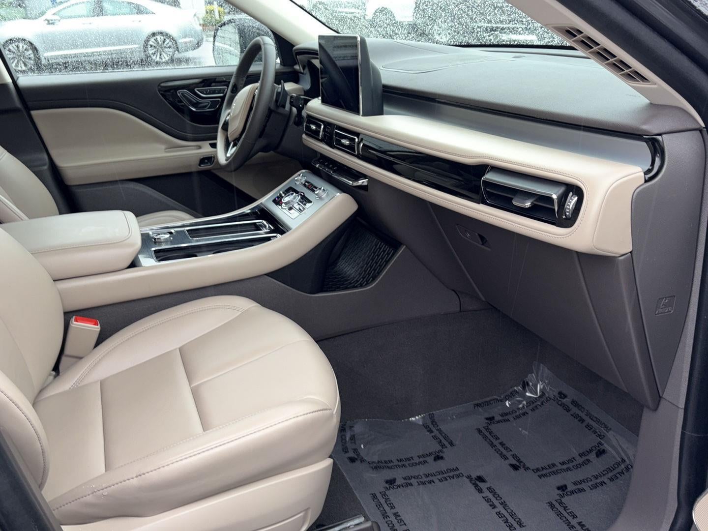 2023 Lincoln Aviator Standard