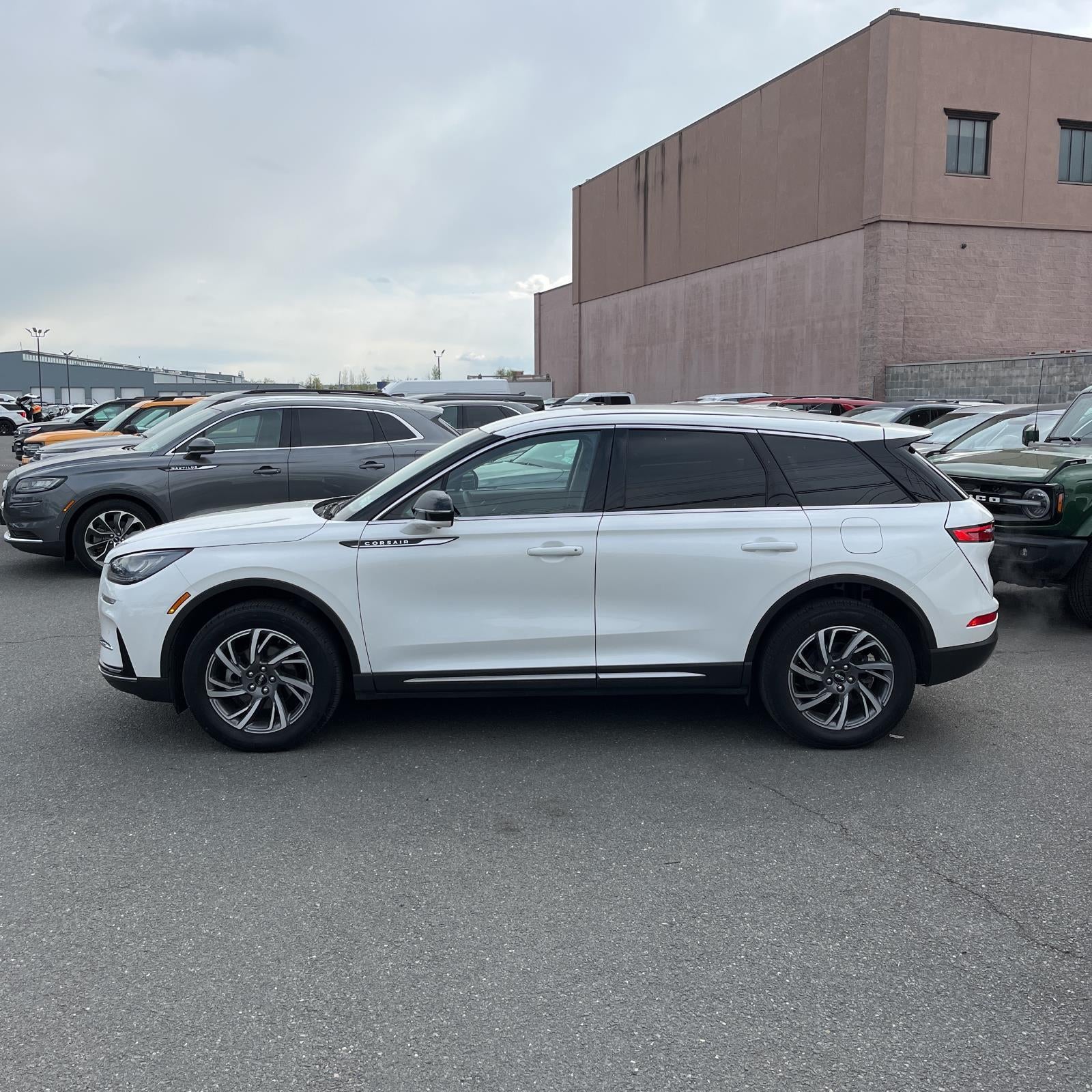 2023 Lincoln Corsair Standard