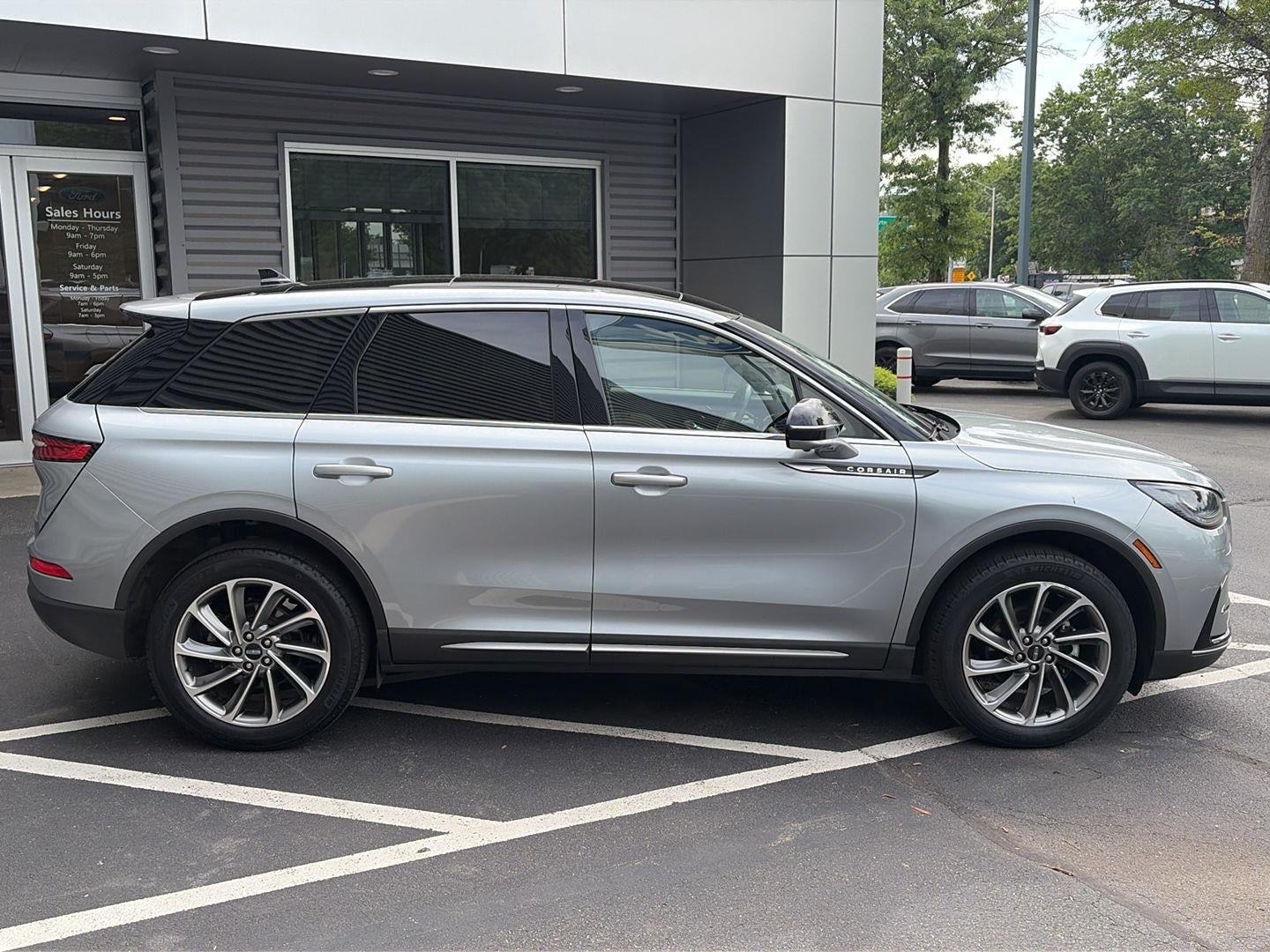 2023 Lincoln Corsair Standard