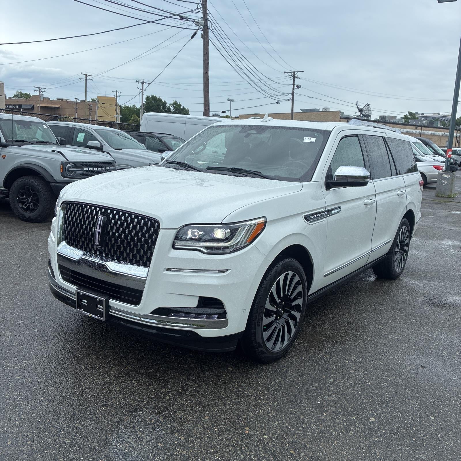 2023 Lincoln Navigator Black Label
