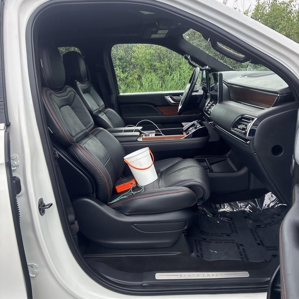 2023 Lincoln Navigator Black Label