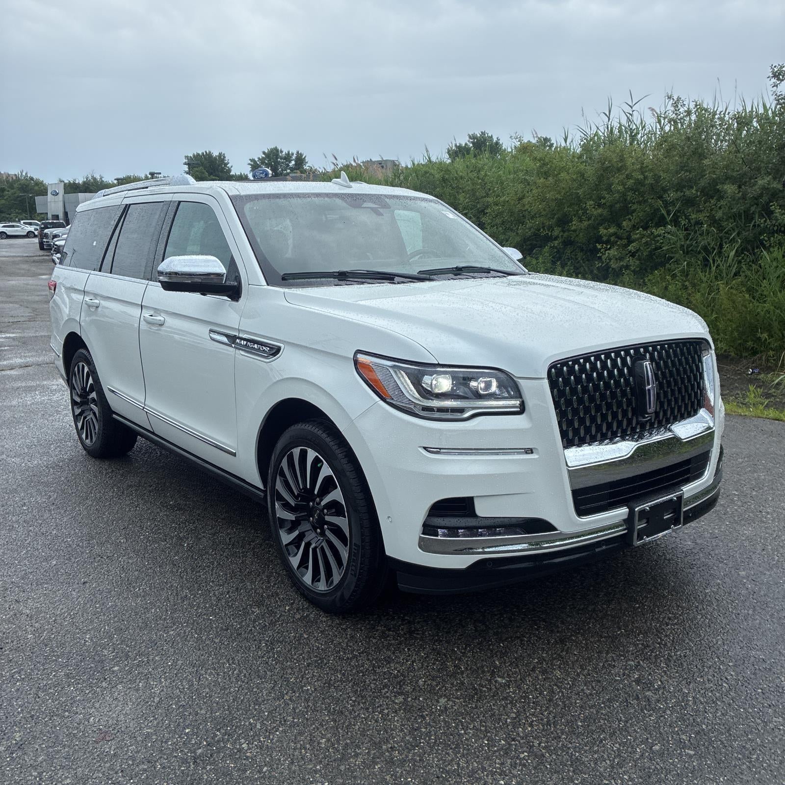 2023 Lincoln Navigator Black Label