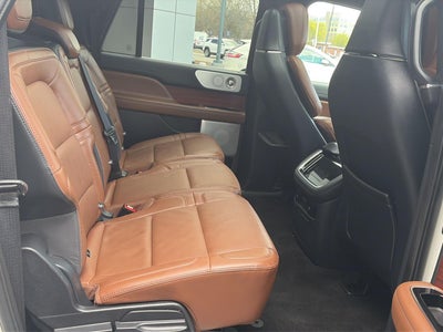 2023 Lincoln Navigator L Reserve
