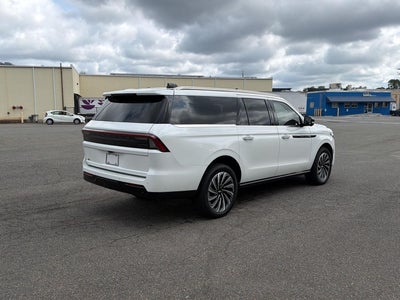 2025 Lincoln Navigator L Black Label