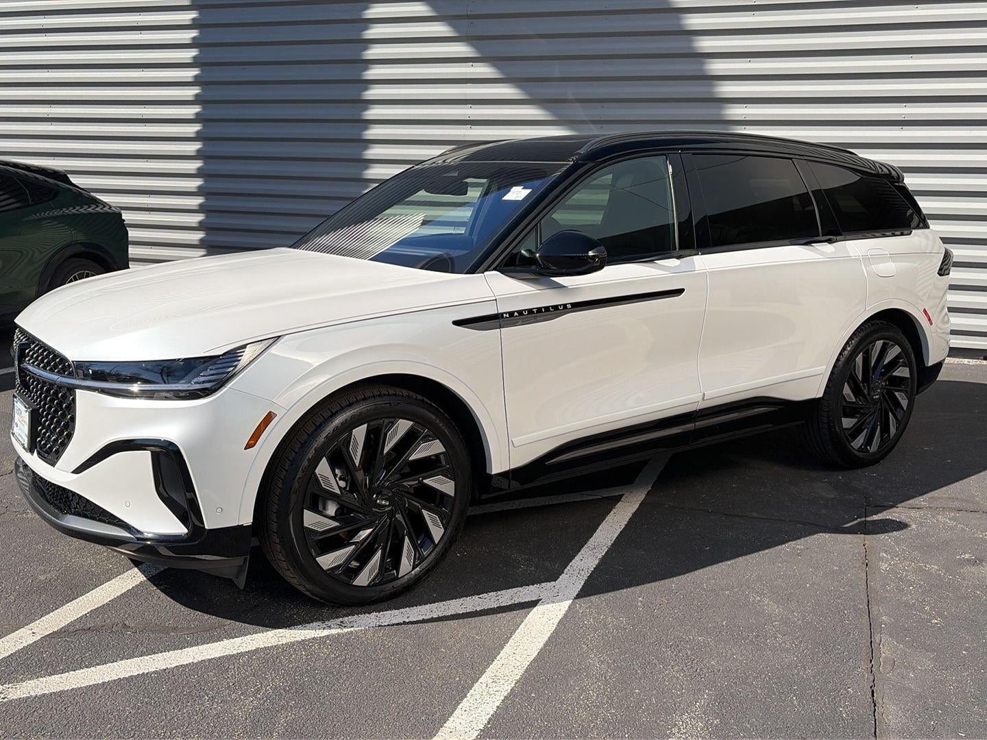 2024 Lincoln Nautilus Reserve