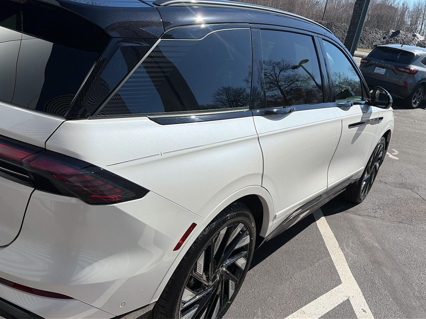 2024 Lincoln Nautilus Reserve