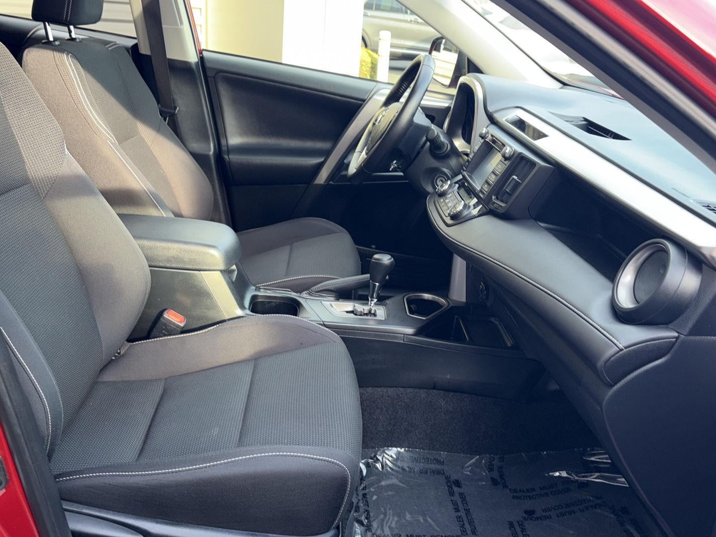 2017 Toyota RAV4 XLE
