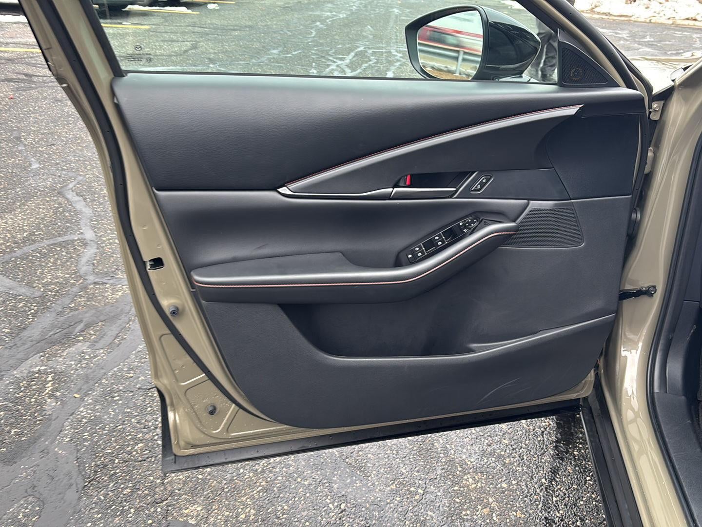 2025 Mazda Mazda CX-30 2.5 Carbon Turbo