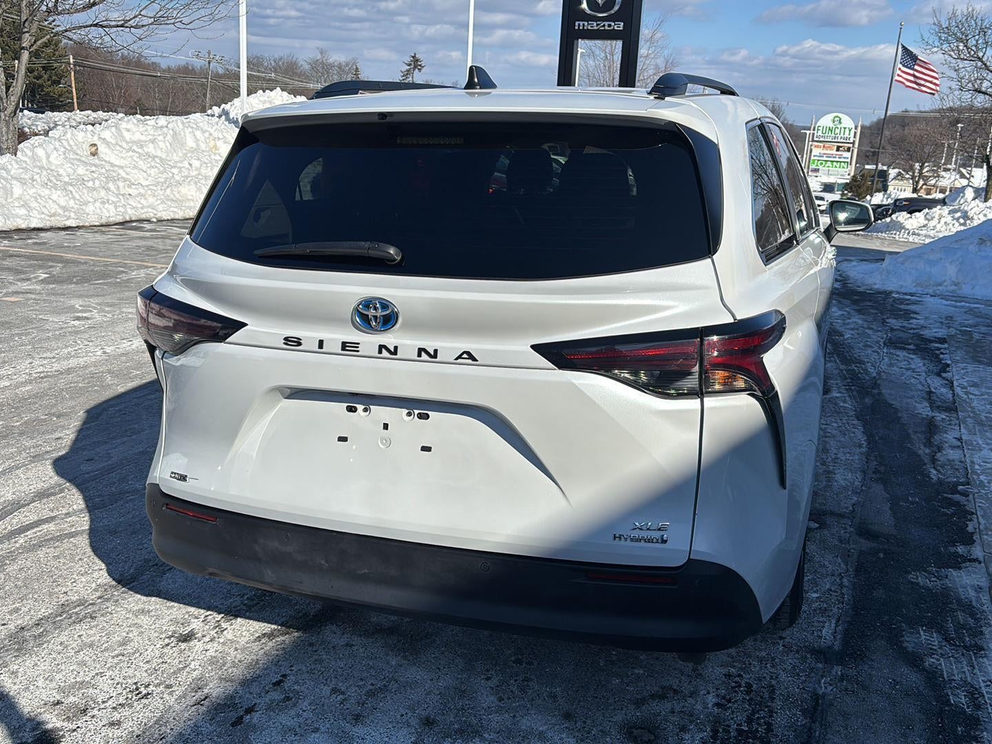 2023 Toyota Sienna XLE