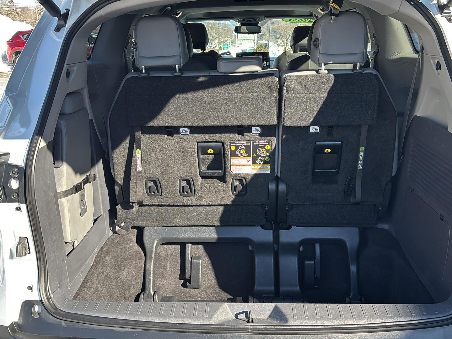 2023 Toyota Sienna XLE