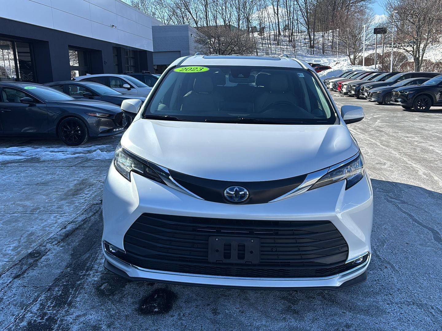 2023 Toyota Sienna XLE