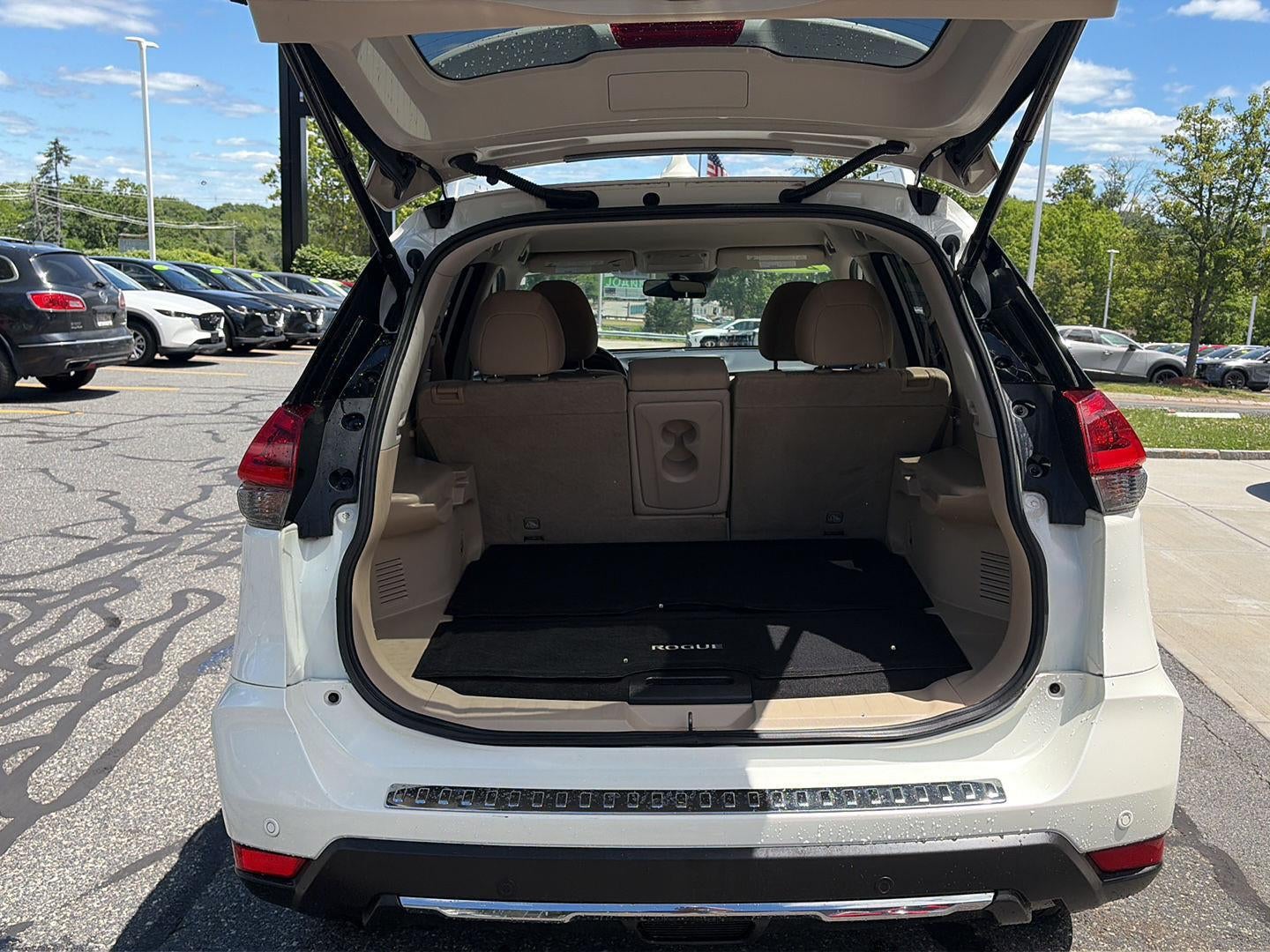 2020 Nissan Rogue SV