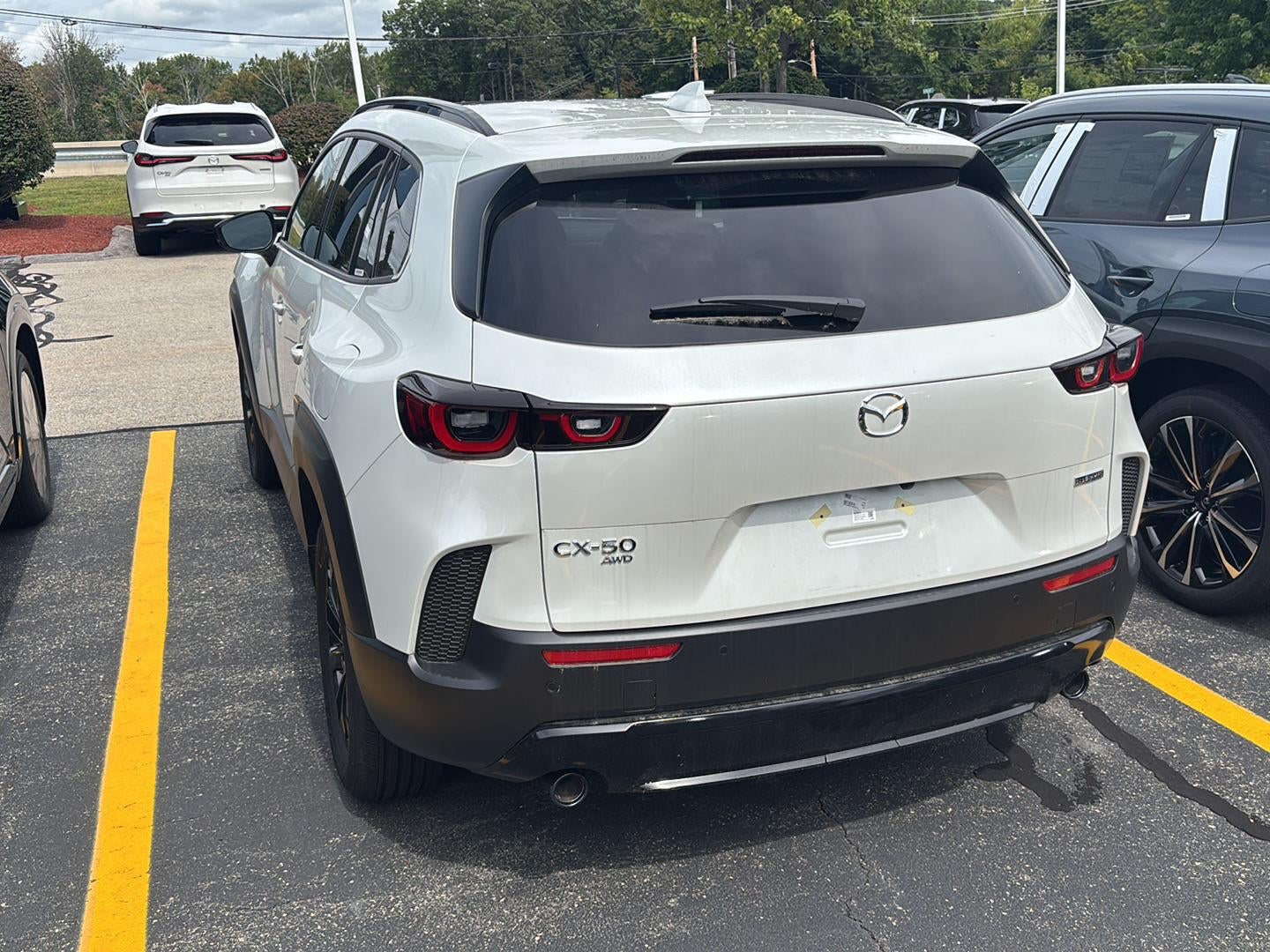 2026 Mazda Mazda CX-50 Hybrid Premium AWD