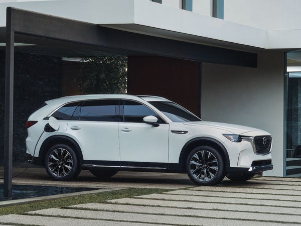 Sentry West Mazda in Shrewsbury MA